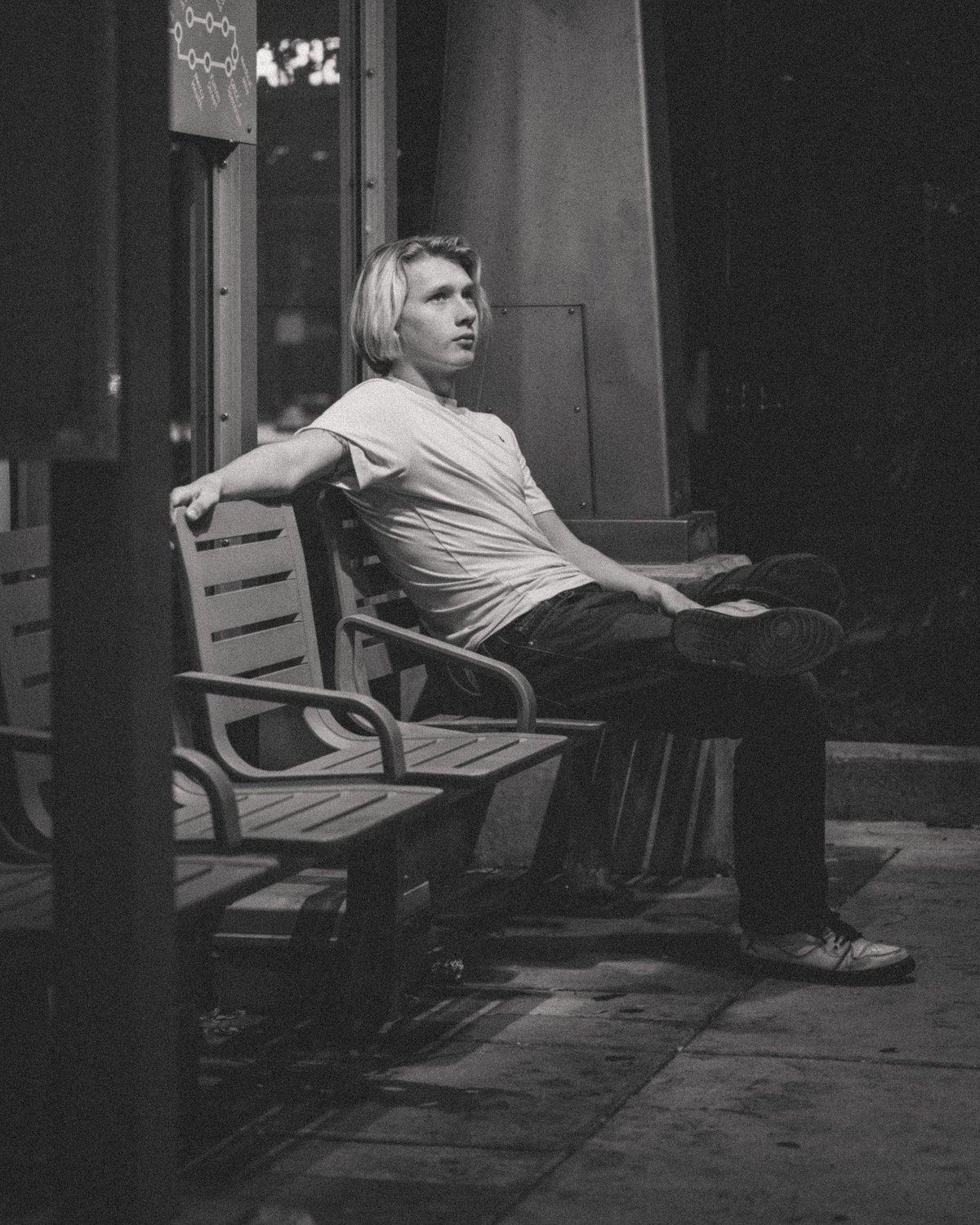 carousel-hero-element image-15